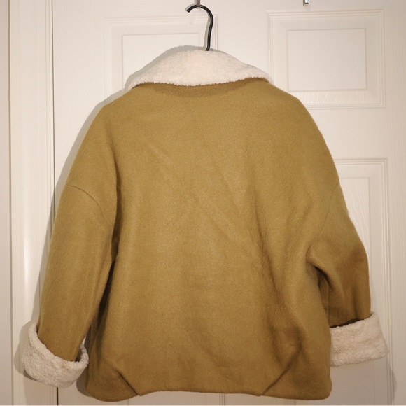 Coat - Picture 2 of 3